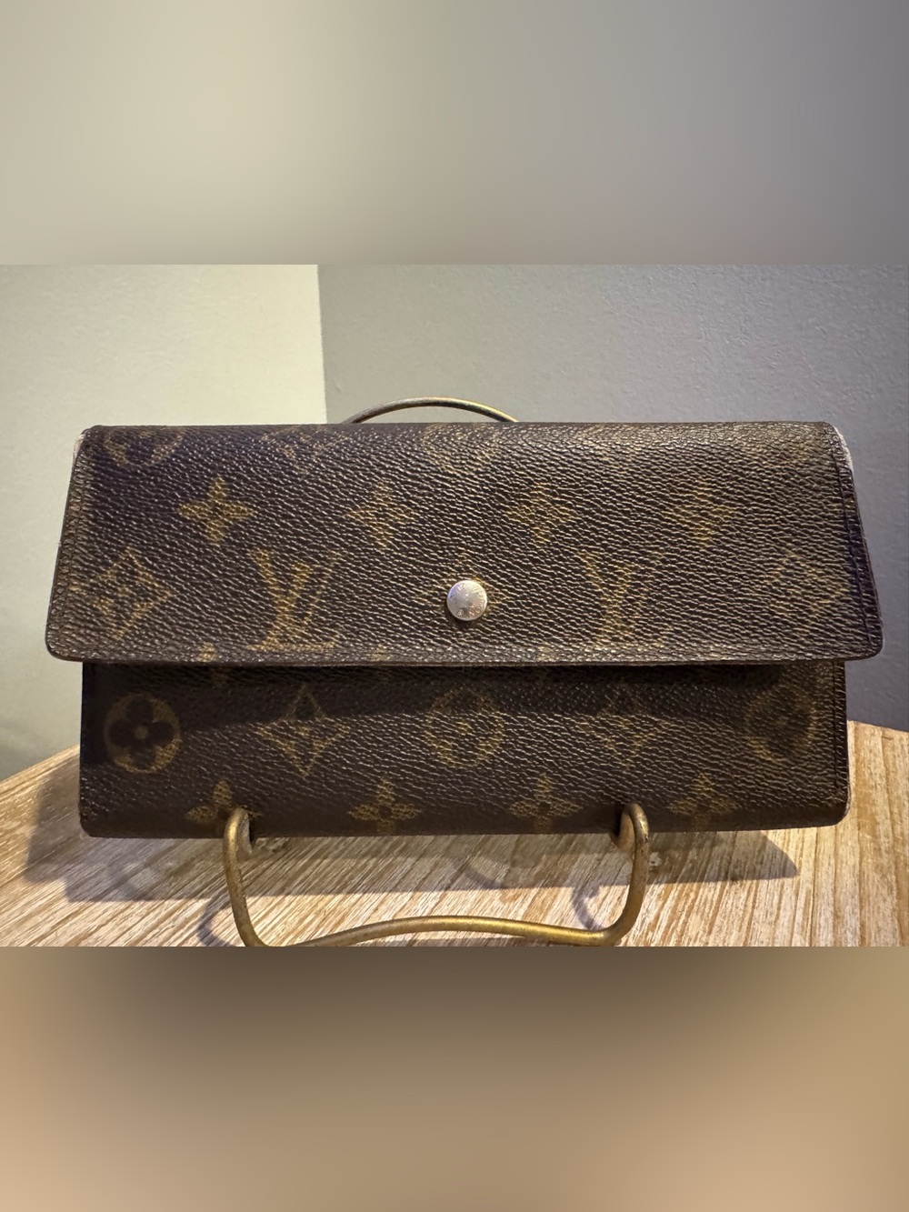 Louis Vuitton Brown Monogram Sarah Long Wallet in Brown